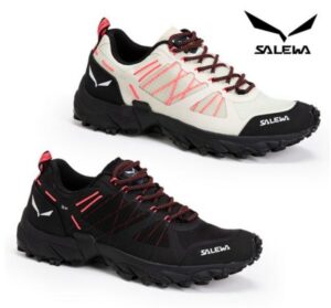 살레와 여자 등산화